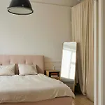 Renovated Flat From 1896 Near The Lakes *