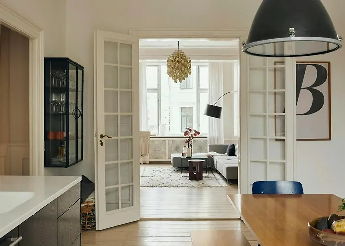 Renovated Flat From 1896 Near The Lakes København