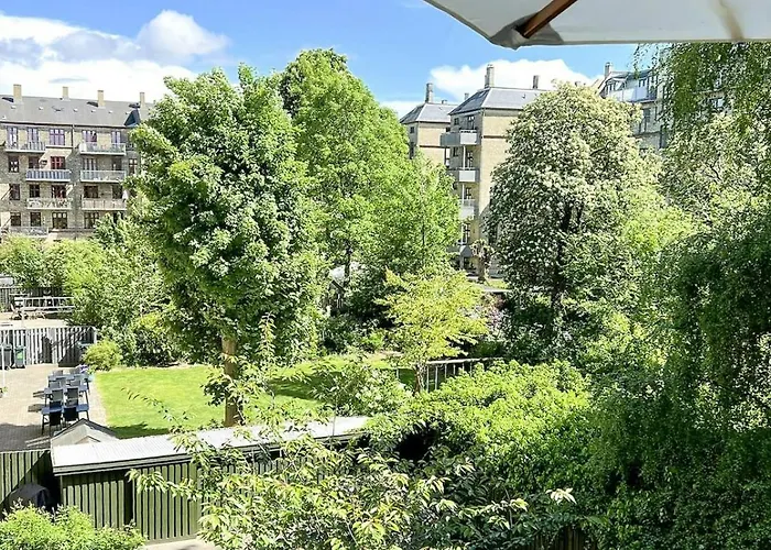 Renovated Flat From 1896 Near The Lakes